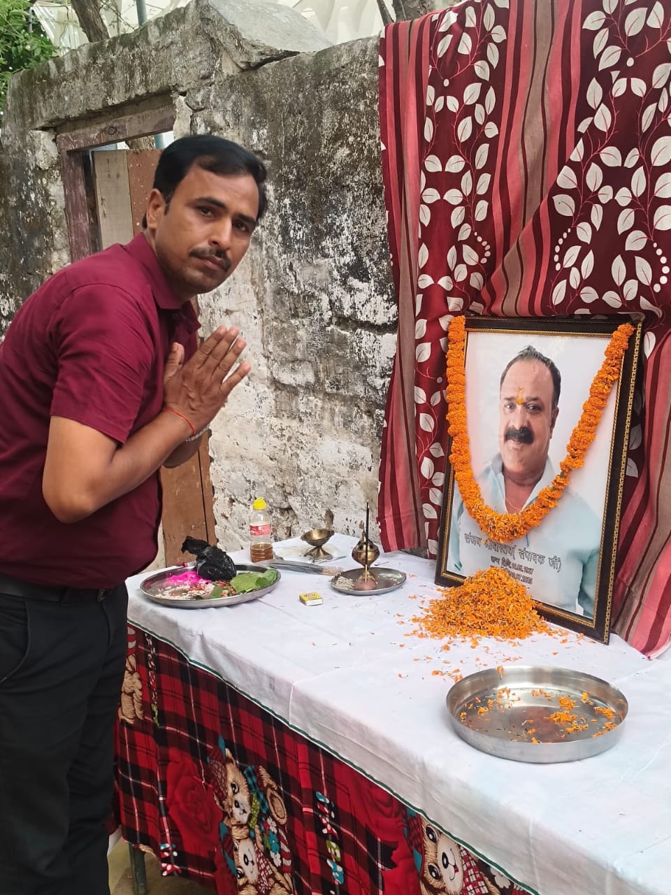 गौतम बुद्धा के प्रधान संपादक संजय श्रीवास्तव को अंतिम श्रद्धांजलि पत्रकारों के द्वारा दी गयी